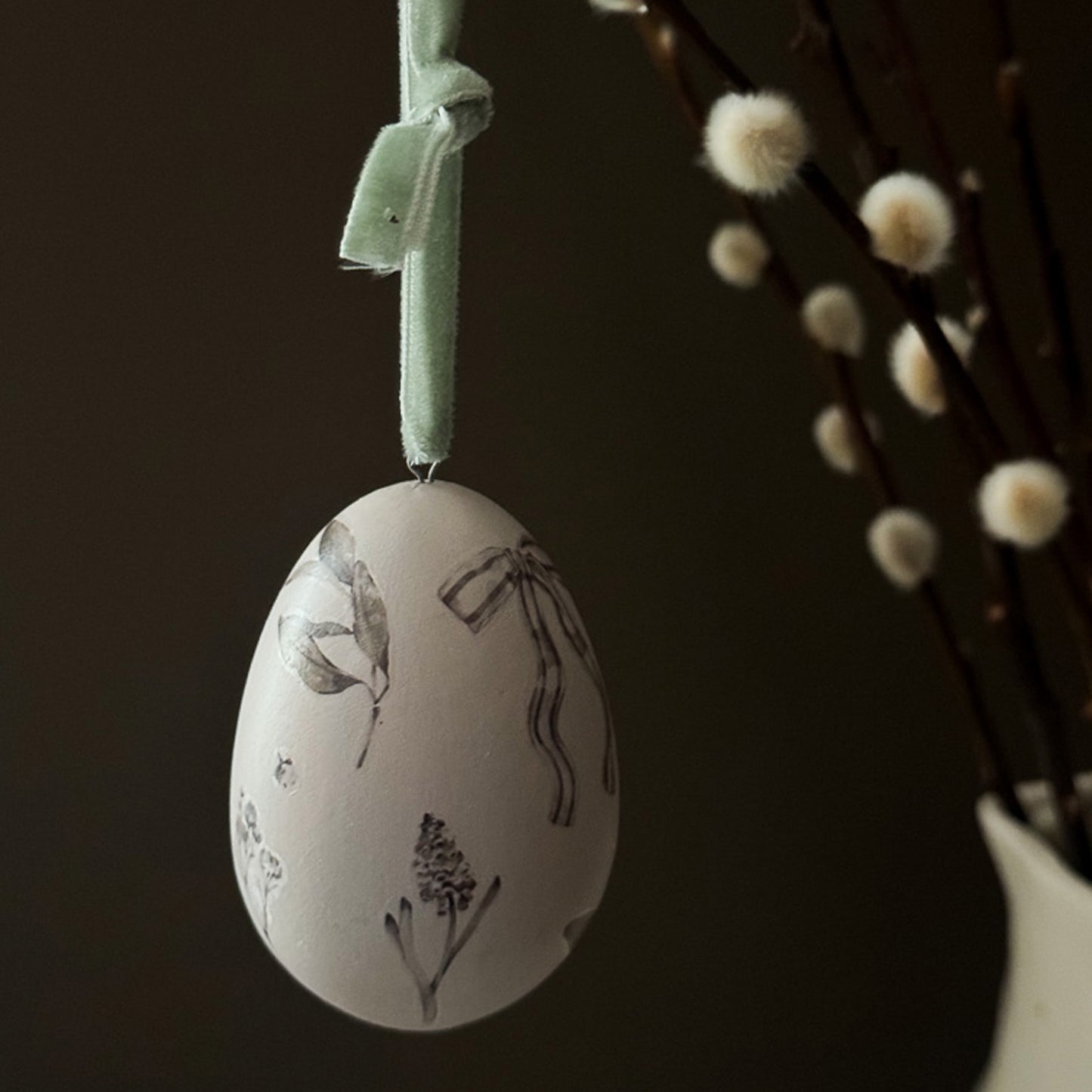 Hanging Easter Egg Decoration